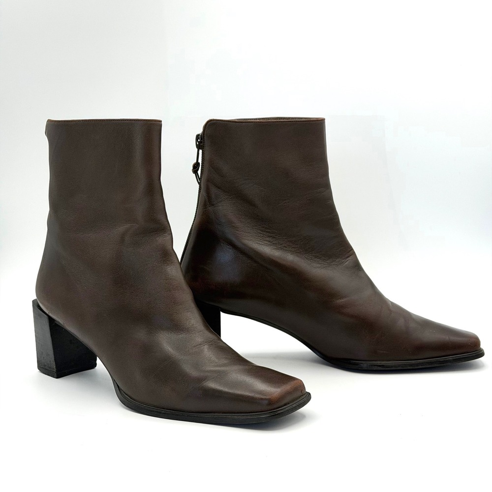 Stuart Weitzman Chocolate Brown Leather Ankle Boots 7B Square Toe 90s Minimalism
